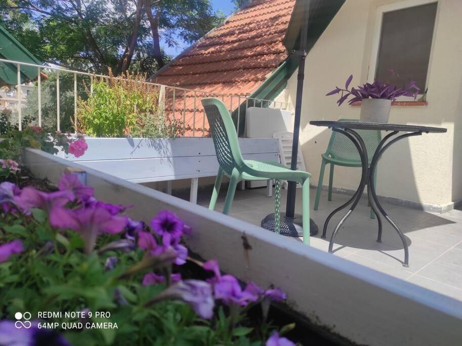 Amanda's place Central Modern spacious family APT Zikhron Ya'akov Exterior foto
